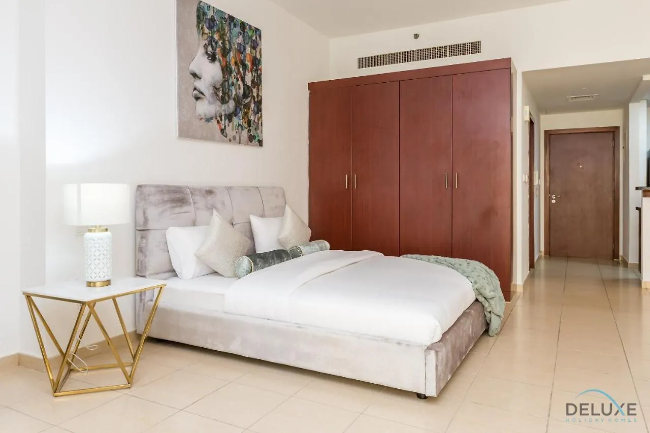 Pool Views Studio Minutes Away To Jbr Beach, Rimal 3 By Deluxe Holiday Homes Dubai 0*,