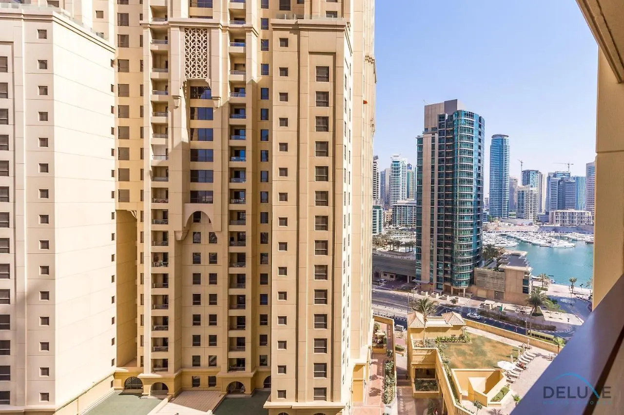 Apartment Pool Views Studio Minutes Away To Jbr Beach, Rimal 3 By Deluxe Holiday Homes Dubai United Arab Emirates